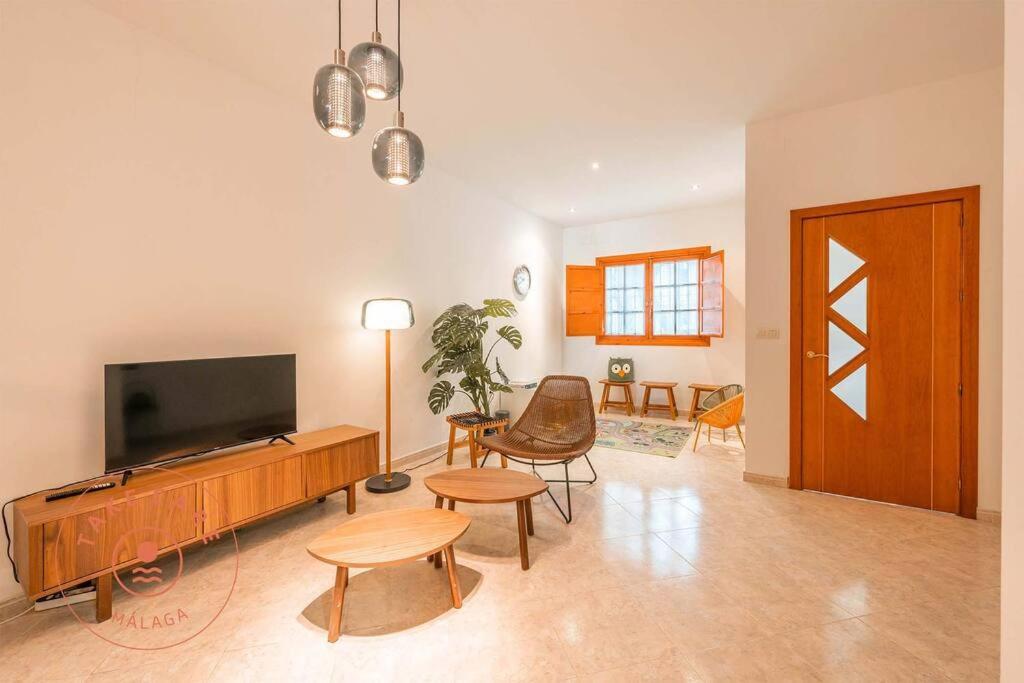 Spacious Home With Lovely Garden - Tcm Рінкон-де-ла-Вікторія Екстер'єр фото